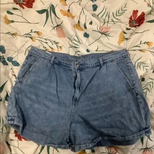 American Eagle shorts